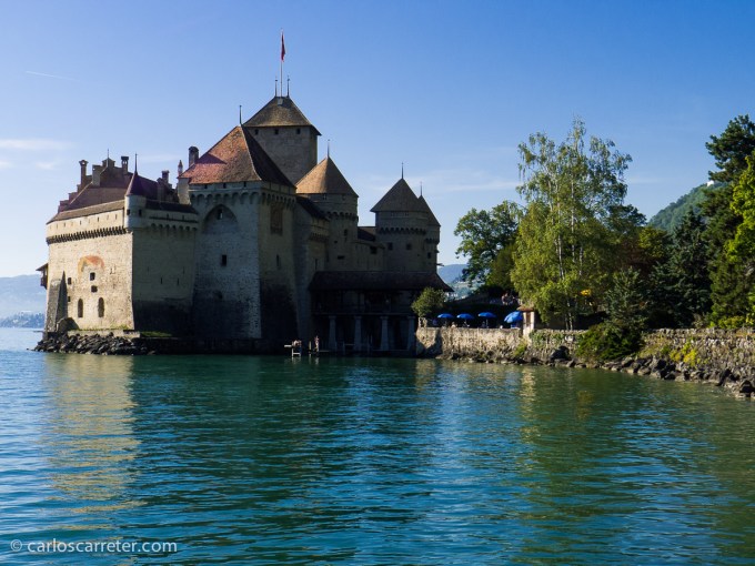O visitar el vistoso Castillo de Chillón, en las mismas orillas del Lemán, cerca de la cola del lago.