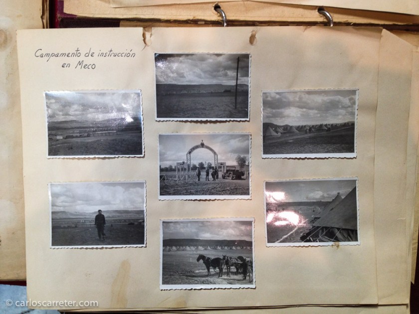 Que es como todo. Si eres consciente de sus limitaciones, sirve para hacer fotos, que es de lo que se trata. Y nos puede reproducir una página del álbum de fotos de alguien que hizo su instrucción militar en Meco.