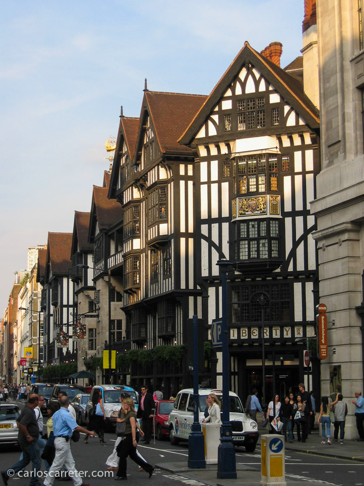 Los almacenes Liberty de Londres, Reino Unido, en septiembre de 2004.