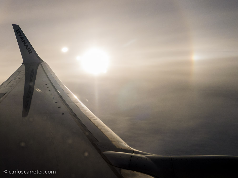 Esta película es en calidad al resto de las de su director, lo que Ryanair a otras compañías aéras. Pues eso, aquí volando a Londres.