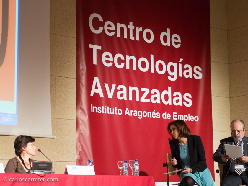 Animada por la presentadora de Aragón TV, Mirtha Orallo, los ponentes se ajustaron bien a las reglas del juego y ofrecieron una sesión dinámica al mismo tiempo que interesante en contenidos.