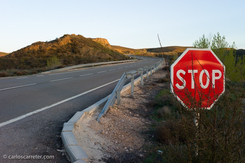 Colores saturados y cálidos, parece que esto es propio de los Zeiss. Paisaje en Hoz de la Vieja, provincia de Teruel.