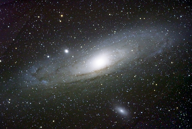 Messier 31, Andromeda Spiral Galaxy Date2006. Source	Boris Štromar Author	Boris Štromar
