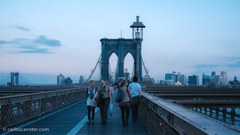 ¿Representa esta fotografía el ambiente real del lugar, o es más fiel la anterior?