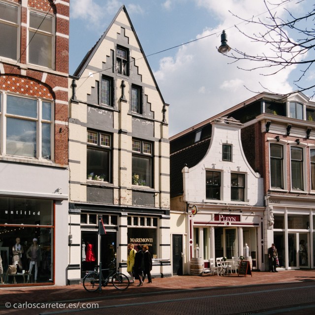 O a pasear por las coquetas calles de Haarlem.
