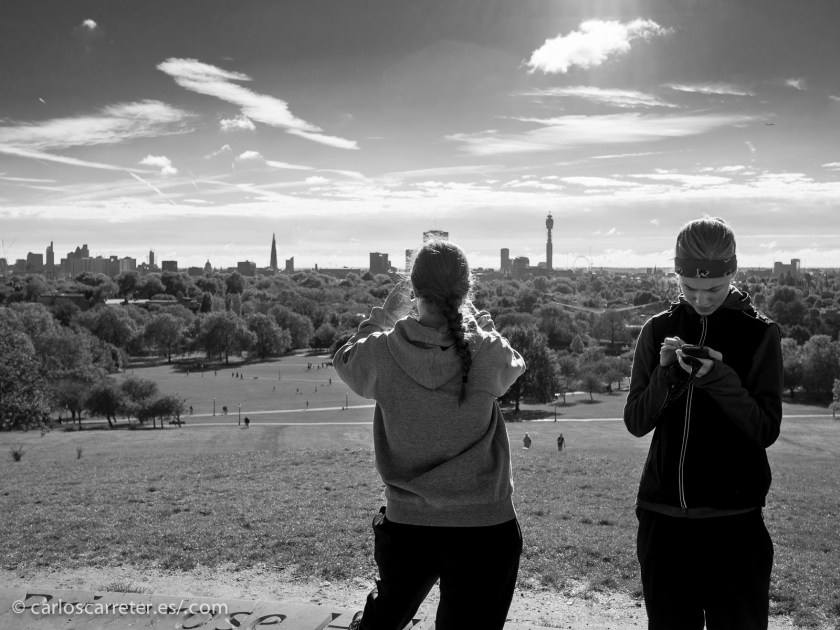 La serie que más me interesa en estos momentos se desarrolla en Londres, que aquí vemos desde Primrose Hill.