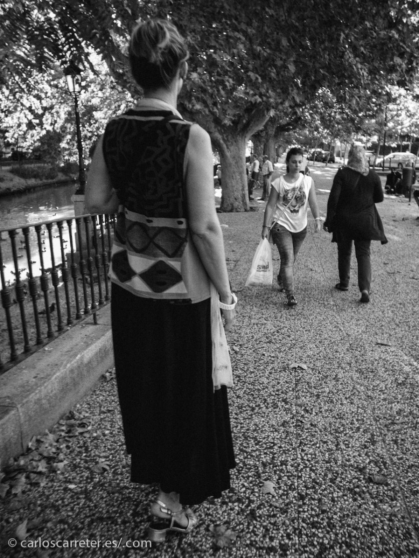 Estos días he estado pensando fotográficamente en blanco y negro un poquito.