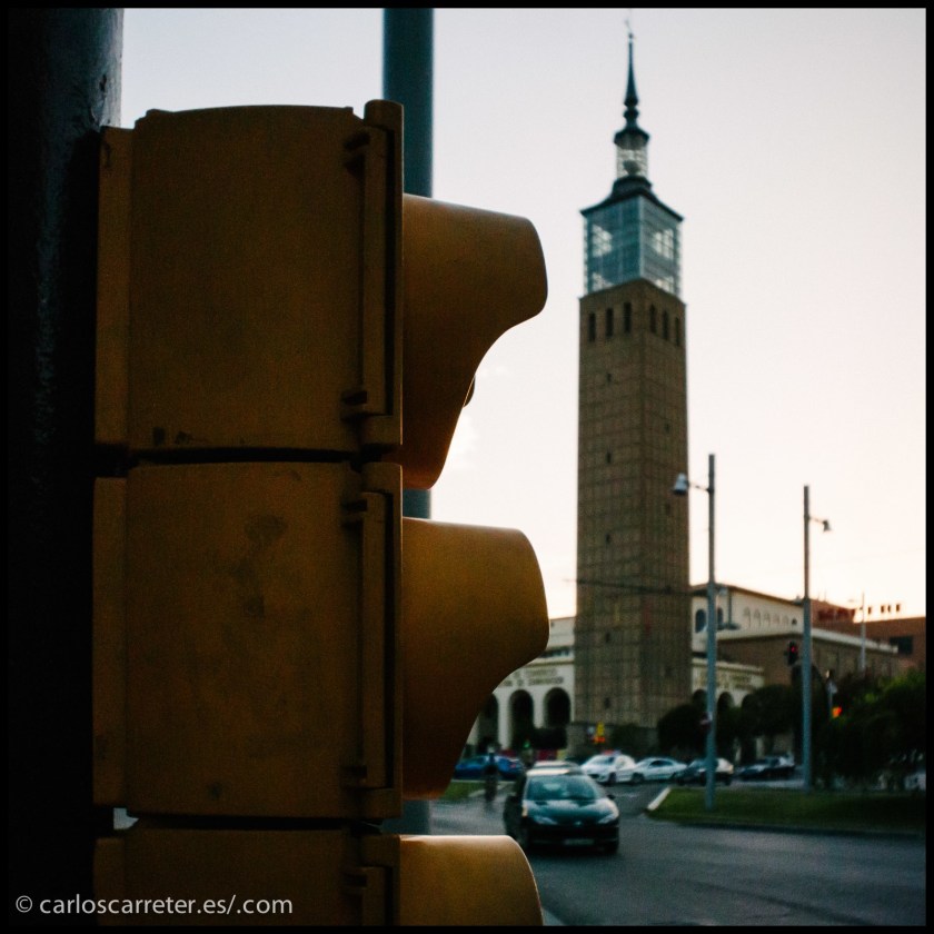 Y los edificios que nos impresionaban, adquieren una nueva dimensión, menos llamativa, más humana, y llena de recuerdos.