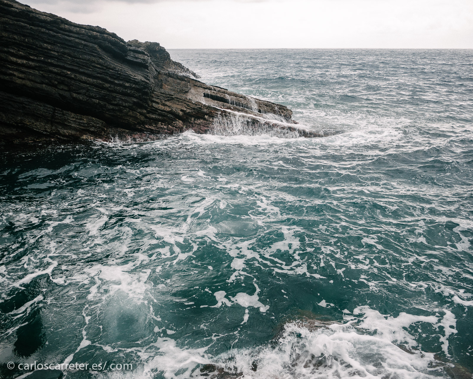 Probablemente, entre los mundo descritos en el libro, el planeta de Miller, sumido profundamente en el pozo gravitatorio del gigantesco agujero negro Gargantua, es uno de los más interesantes.