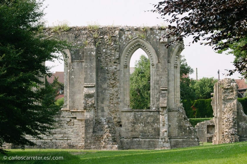 Ruinas de la abadía de Glastonbury.