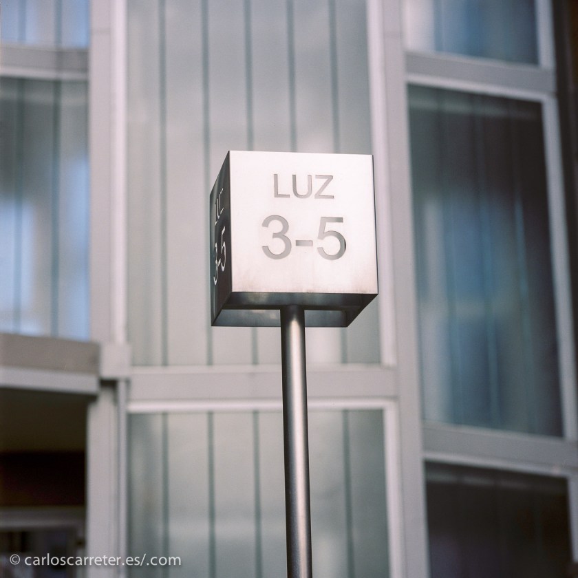 Estas corresponden a cuando por fin, tras diversos avatares, pude probar el Sonnar 150/4, un objetivo que equivale a un teleobjetivo corto de entre 80 y 85 mm de distancia focal en el formato de 24 x 26 mm.