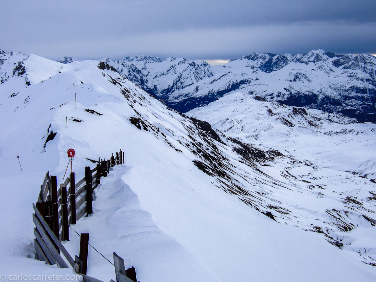 Muchas horas he echado yo esquiando en sábados y fines de semana del invierno durante años, muchas de ellas en esta estación de Formigal, en el Pirineo aragonés.