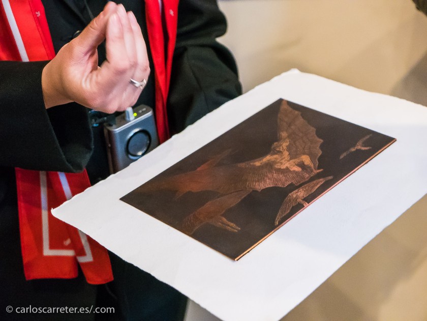 Detalladas explicaciones de la técnica del grabado antes de visitar las series completas de los de Goya.