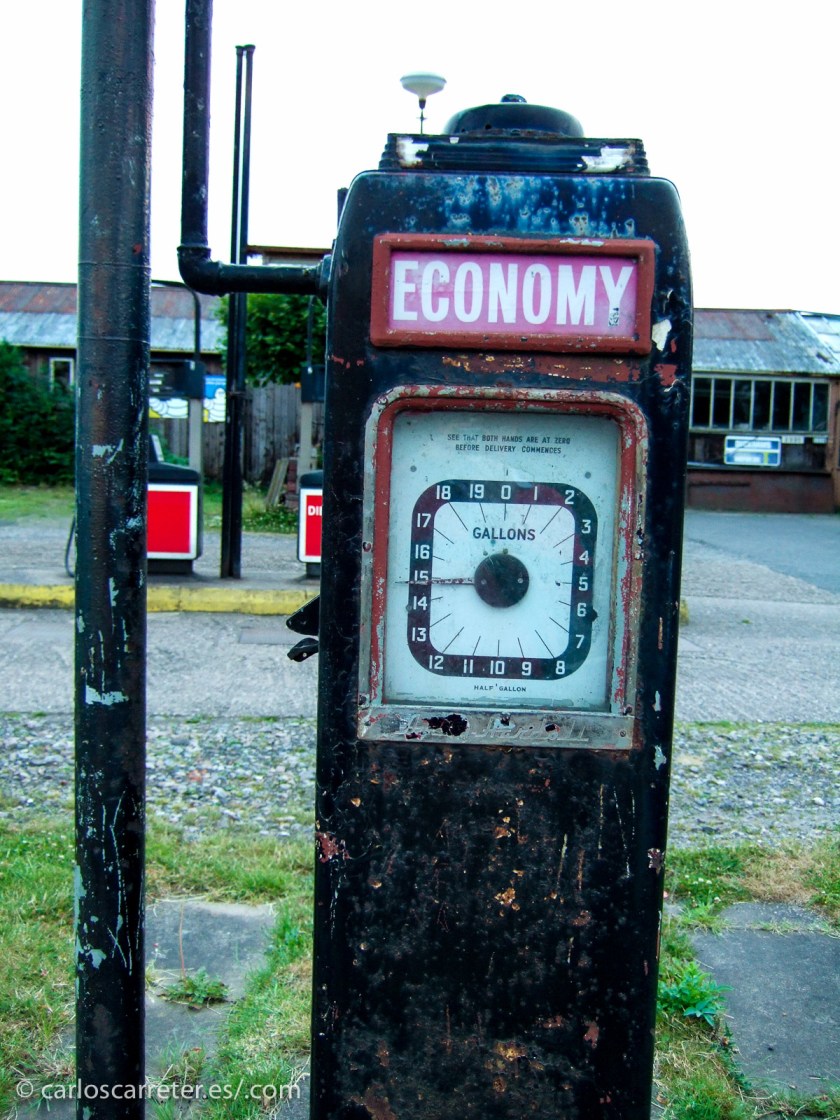 Un mundo muchas veces idealizado por los autores británicos... aunque no sé yo si siempre fue tan idílico como nos lo muestran...