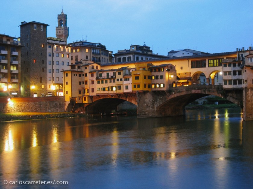La "esposa de fiar" es la segunda esposa del protagonista; la primera, que no era de fiar, era italiana de Florencia.