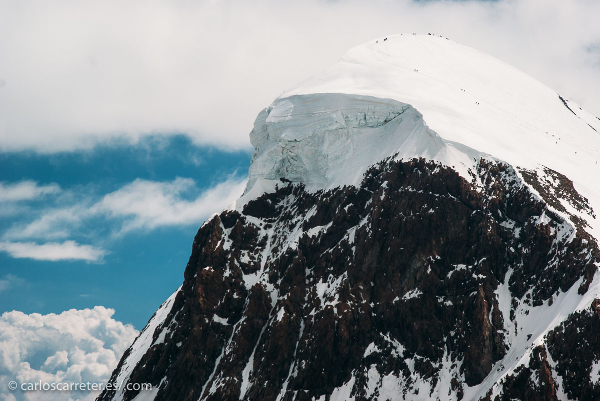 No... No he estado en los Himalayas... Pero si valen los Alpes suizos... El Breithorn un 4.000...  la mitad que el Everest, pero es mono.