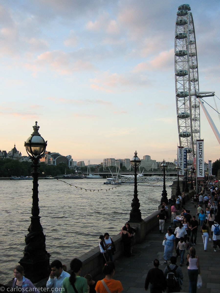 Nos pasearemos, con la jueza Maye, por las orillas del Támesis en el Londres actual.