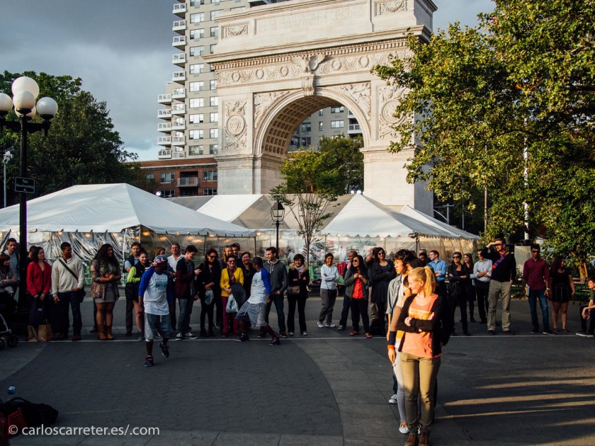 Muchos de los relatos de Oates suceden en la costa este de los EE.UU. y en ambientes cultos, universitarios.