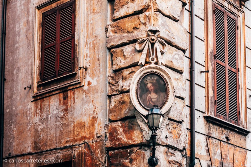 Pero de alguna forma, siempre percibes el ambiente inequívoco de la capital italiana.